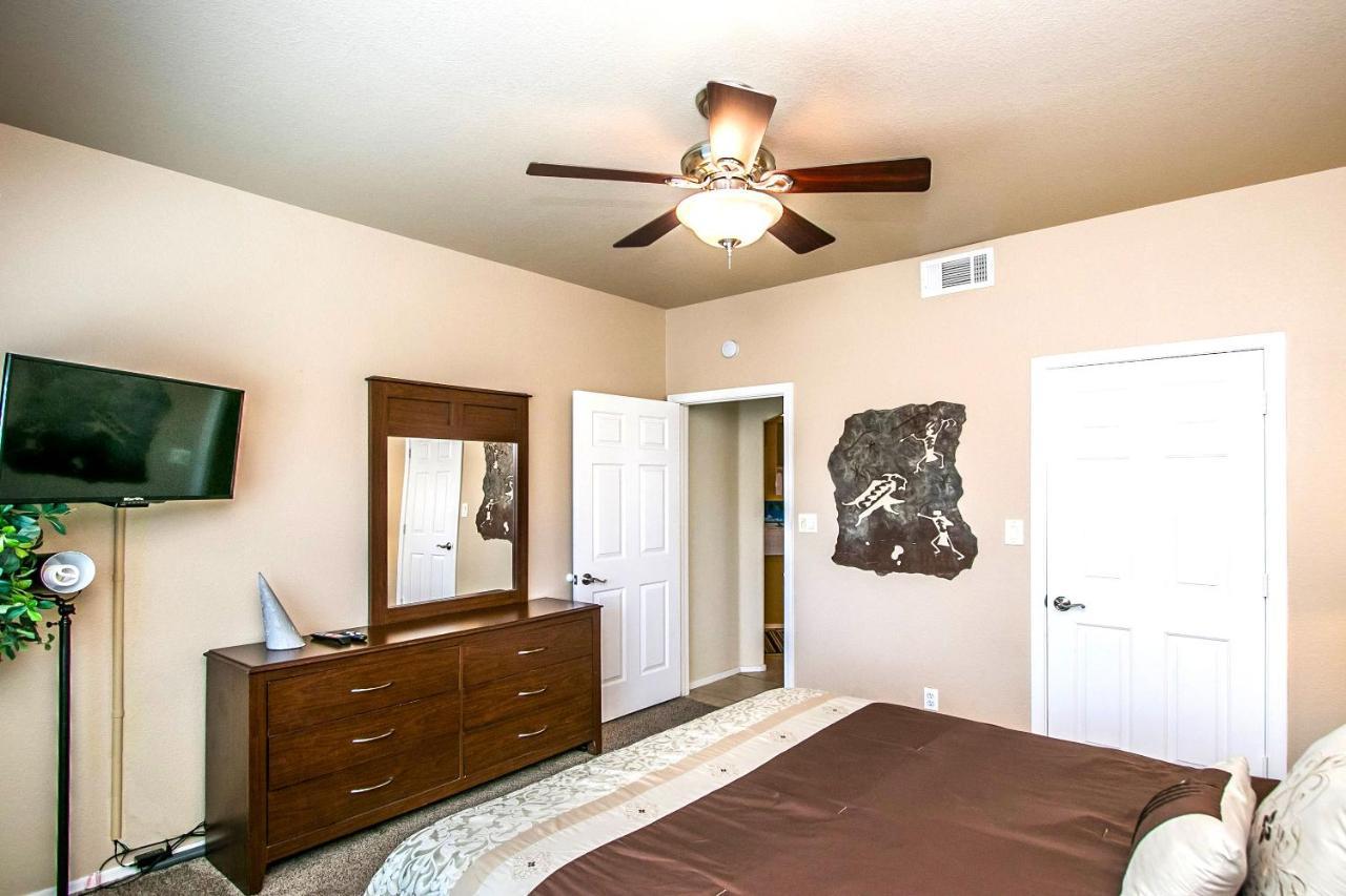 Private Resort Community -- ½ Mile Walk To Hiking & Biking At N. Mtn. Preserve! Phoenix Exteriör bild