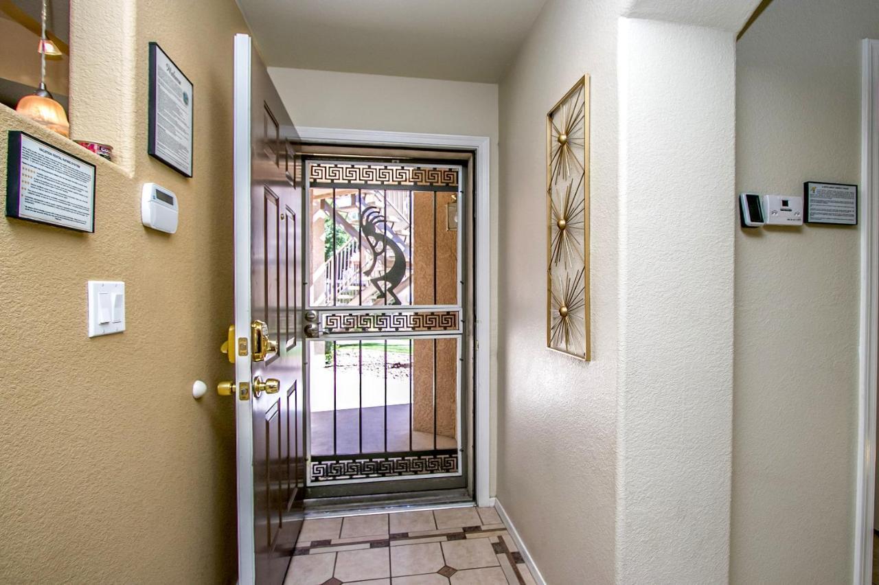 Private Resort Community -- ½ Mile Walk To Hiking & Biking At N. Mtn. Preserve! Phoenix Exteriör bild