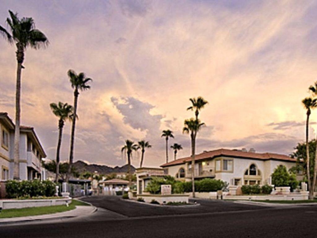Private Resort Community -- ½ Mile Walk To Hiking & Biking At N. Mtn. Preserve! Phoenix Exteriör bild